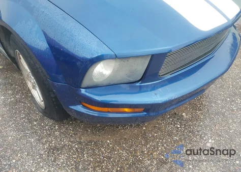 2008 Ford Mustang V6 Deluxe/V6 Premium from USA, damaged, VIN 1ZVHT80N985117883